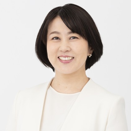 市川 祐子氏