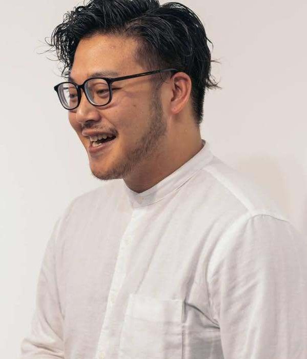 下 毅 氏